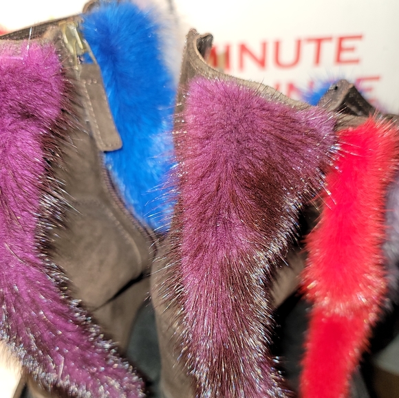 Women's Boots w/ Mink Strips - Picture 4 of 7